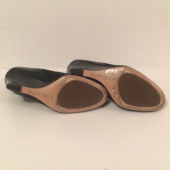 Ellen Tracy Patent Leather Wedge Pumps - Picture 6 of 13